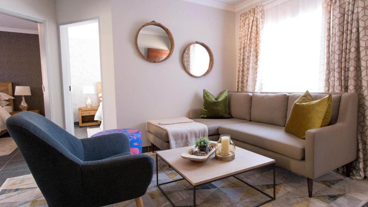 3 Lux Suites Мидделбург Экстерьер фото